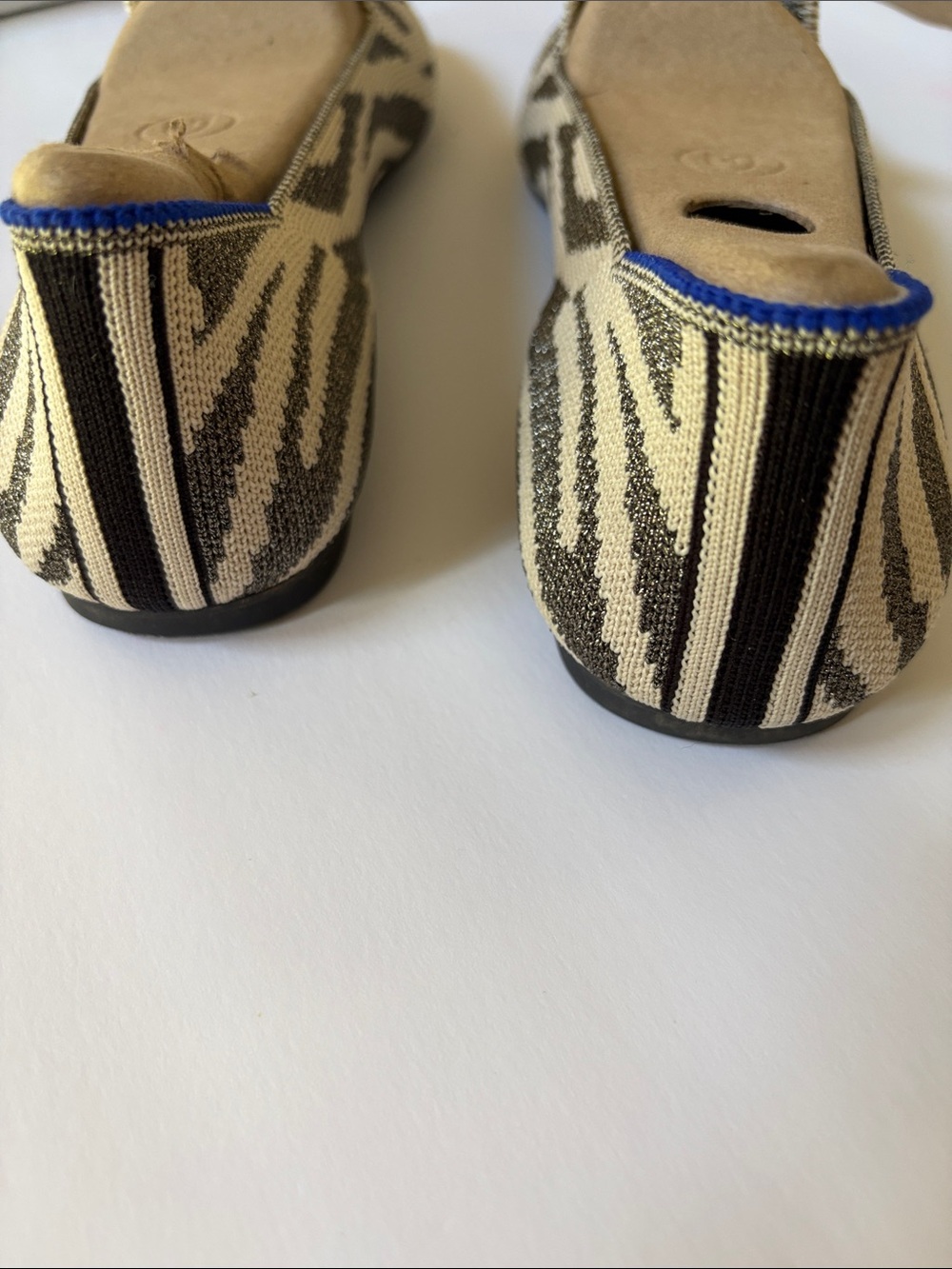 Rothy’s Shimmer Zebra metallic thread flats Sz 9 New in box - Picture 6 of 10